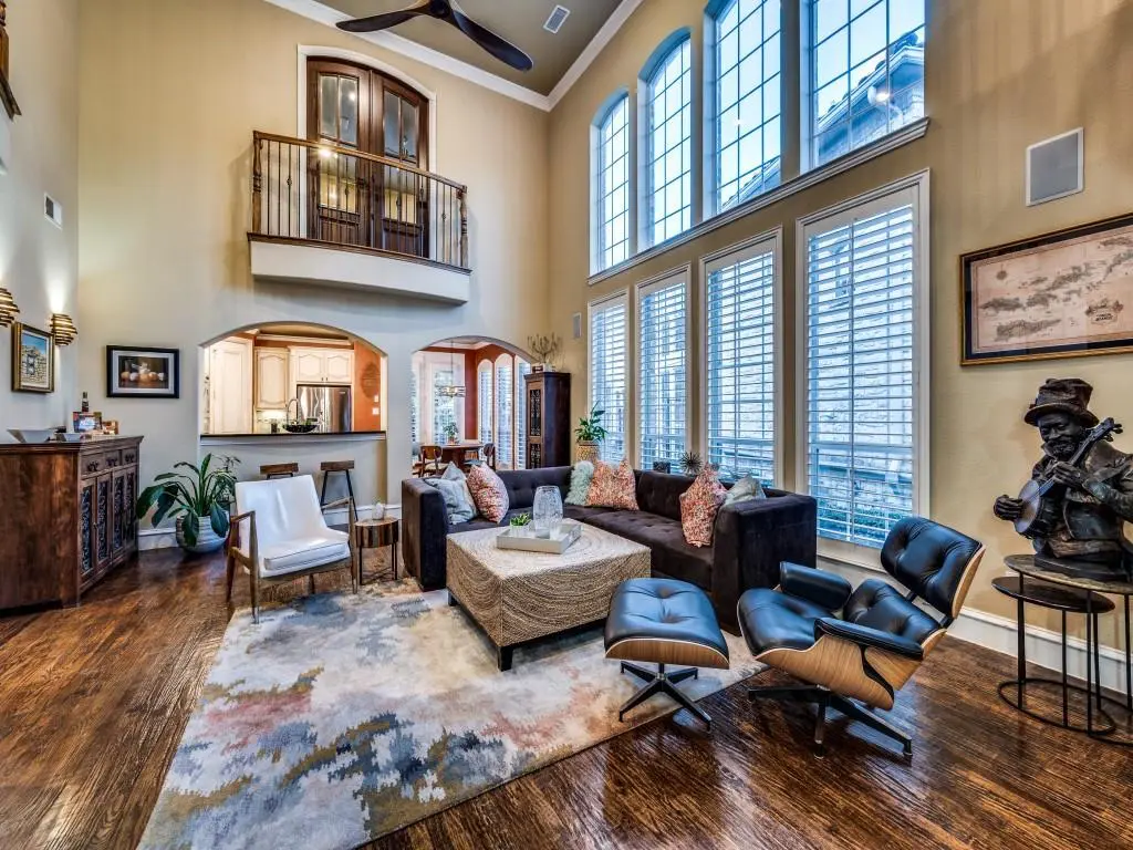 Living room with floor-to-ceiling windows