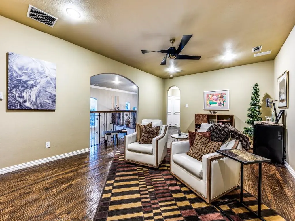 Game room seating area